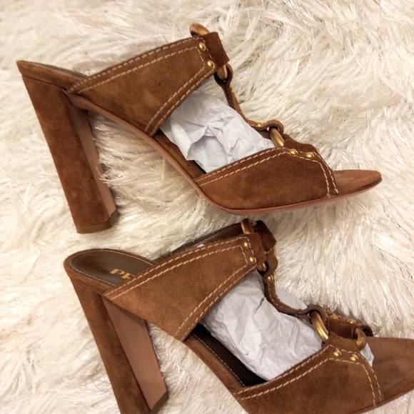 PRADA SALE!!! - Picture 2 of 5